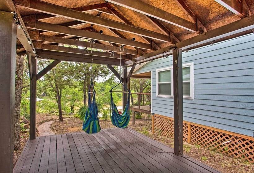 Tranquil Palo Pinto Home W/ Deck + Boat Dock!