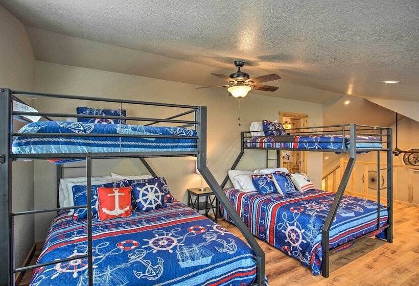 Tranquil Palo Pinto Home W/ Deck + Boat Dock!