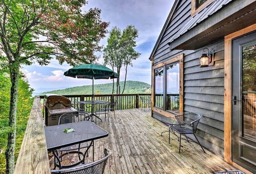 3 Mi To Beech Mtn: Treetop Cabin W/ Deck & Views