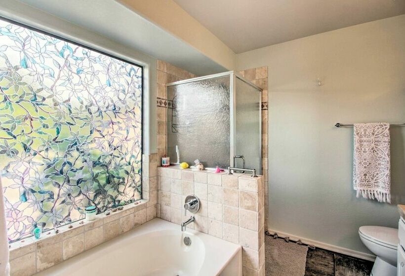 Tucson Retreat W/ Private Pool + Mtn Views