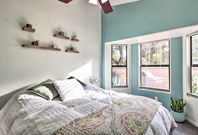 Tucson Retreat W/ Private Pool + Mtn Views