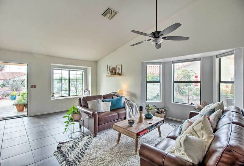 Tucson Retreat W/ Private Pool + Mtn Views