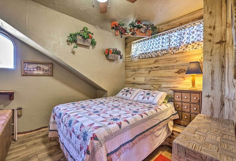 Mtn Cabin Between Bryce Canyon & Zion Nat L Parks!