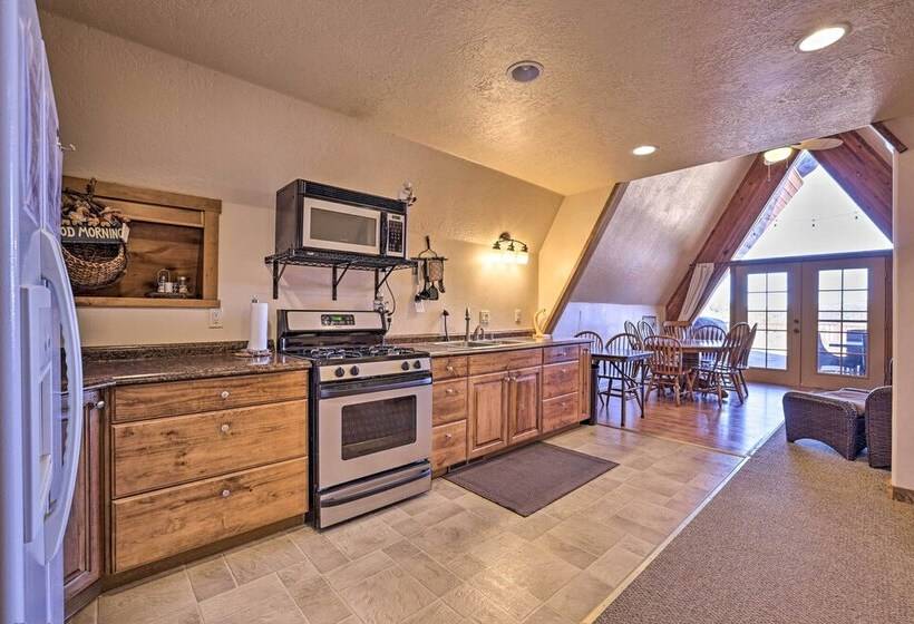 Mtn Cabin Between Bryce Canyon & Zion Nat L Parks!