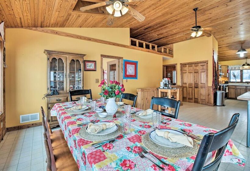 Updated Cabin On 7 Acres   Day Trip To Lake Geneva