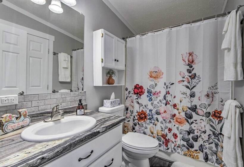 Updated Harpers Ferry Home: Only Half Mi To River!