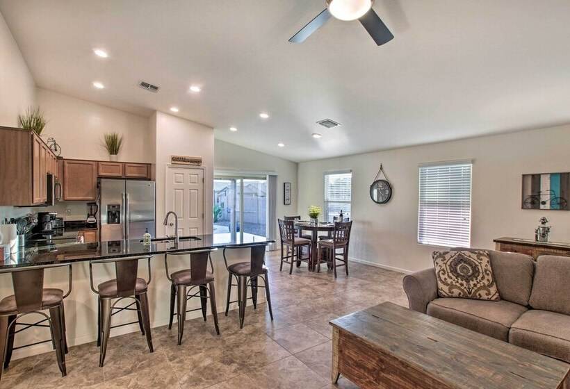 Backyard Oasis: Updated San Tan Valley Escape