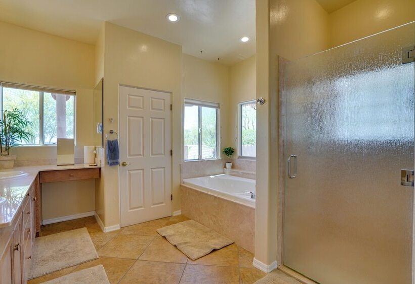 Updated Tucson Home W/ Panoramic Mtn Views & Pool!