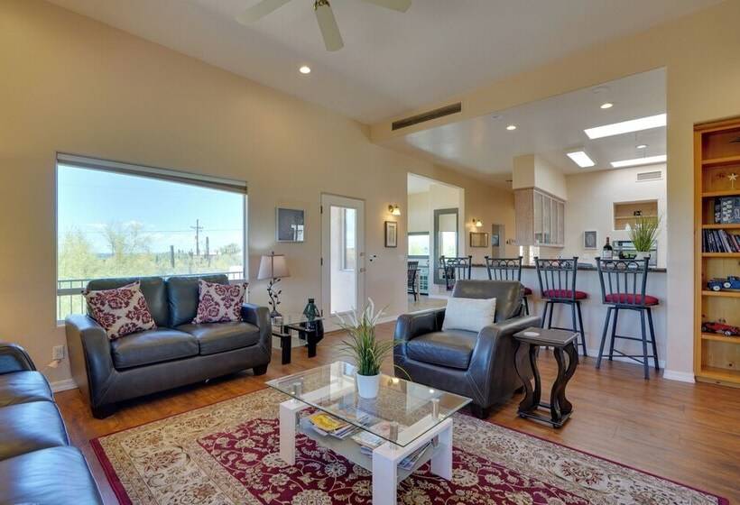 Updated Tucson Home W/ Panoramic Mtn Views & Pool!