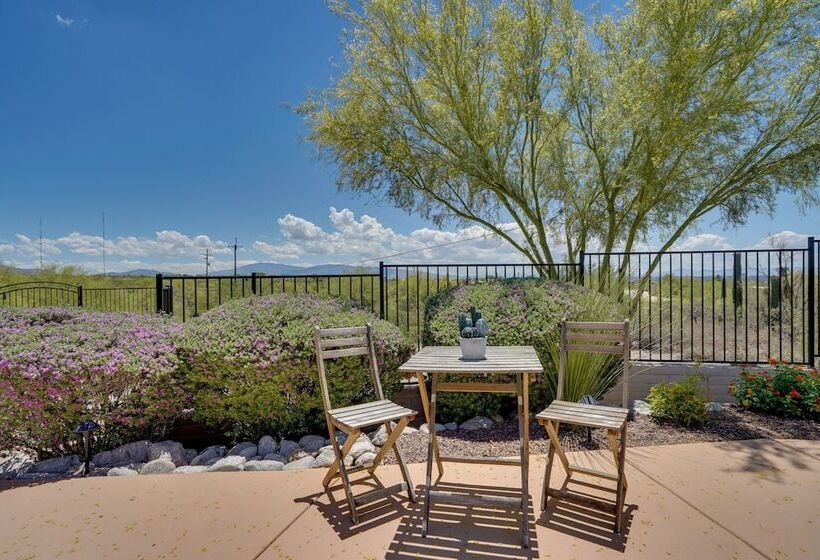 Updated Tucson Home W/ Panoramic Mtn Views & Pool!