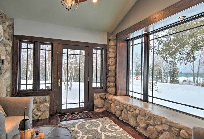 Upscale Earl Young Charlevoix Cottage W/ Deck!