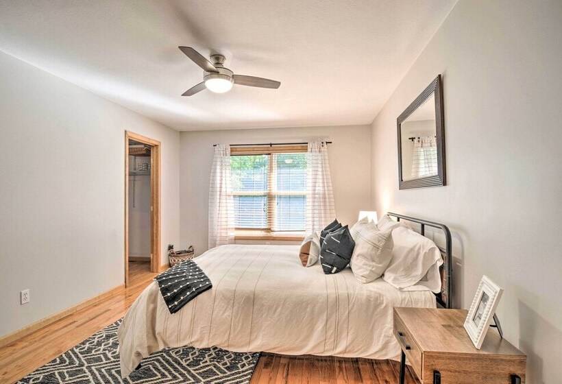 Upscale Family Cottage < 1 Mi To Higgins Lake