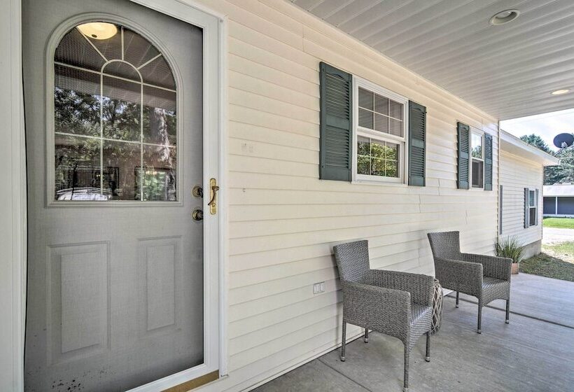 Upscale Family Cottage < 1 Mi To Higgins Lake