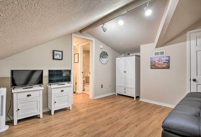 Upscale Home W/ Seasonal Pool Near Historic Rte 66