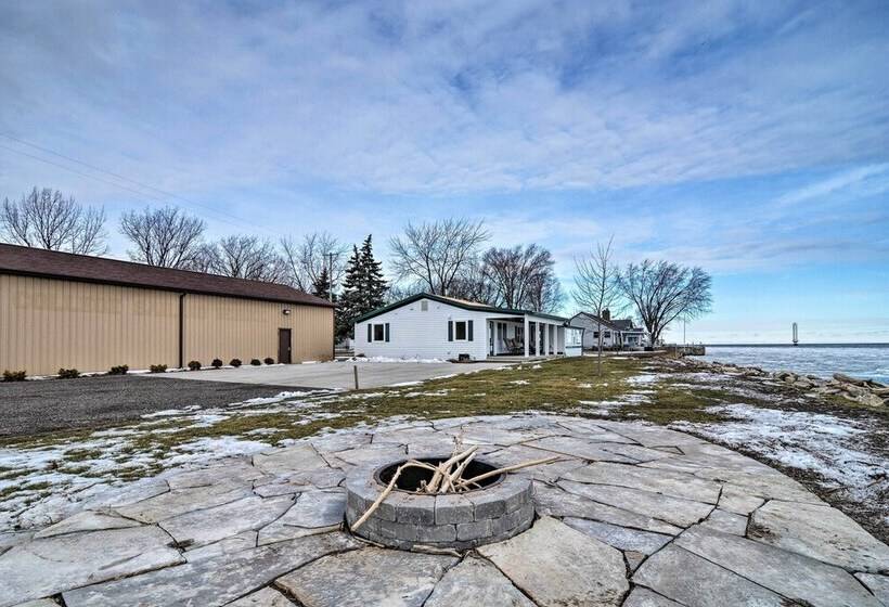 Waterfront Bay City Home W/ Dock & Boat Launch!