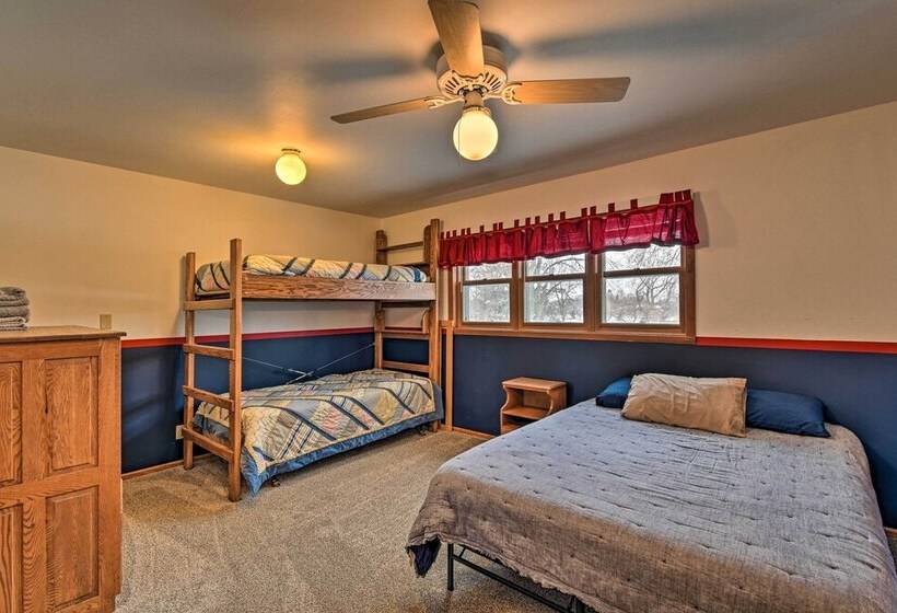 Waterfront Fond Du Lac Home On Deneveu Lake!