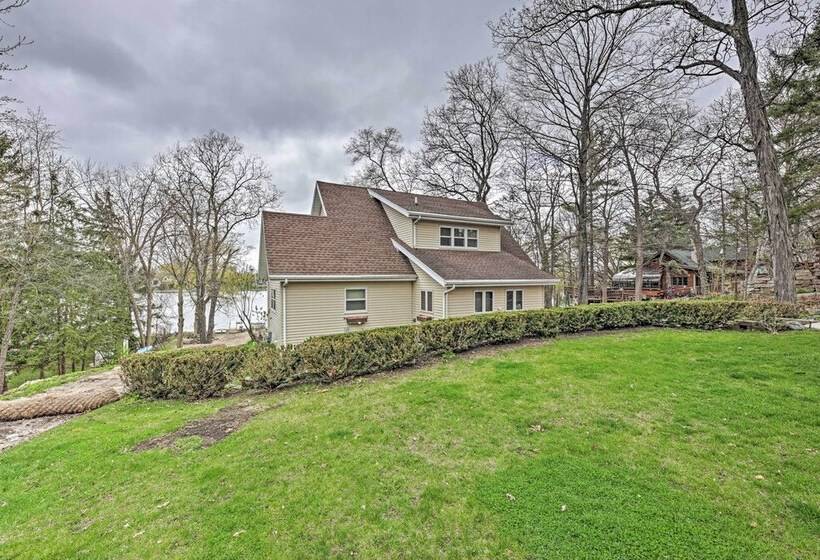 Waterfront Fond Du Lac Home On Deneveu Lake!