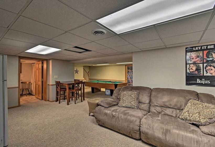 Waterfront Fond Du Lac Home On Deneveu Lake!