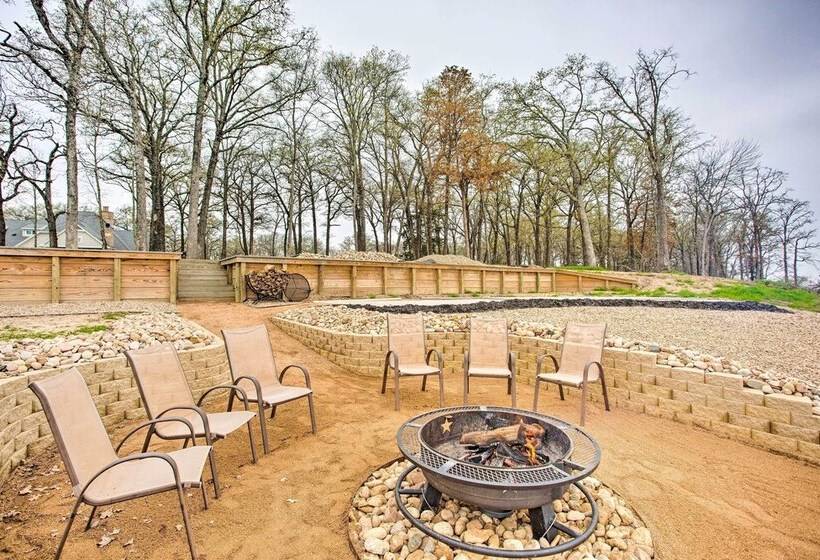 Waterfront Lake Tawakoni Home W/ Fire Pit!