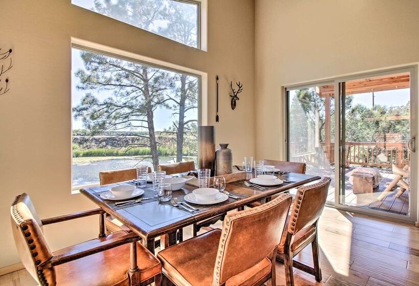 Waterfront Lakeside Home 1 Block To Boat Ramp