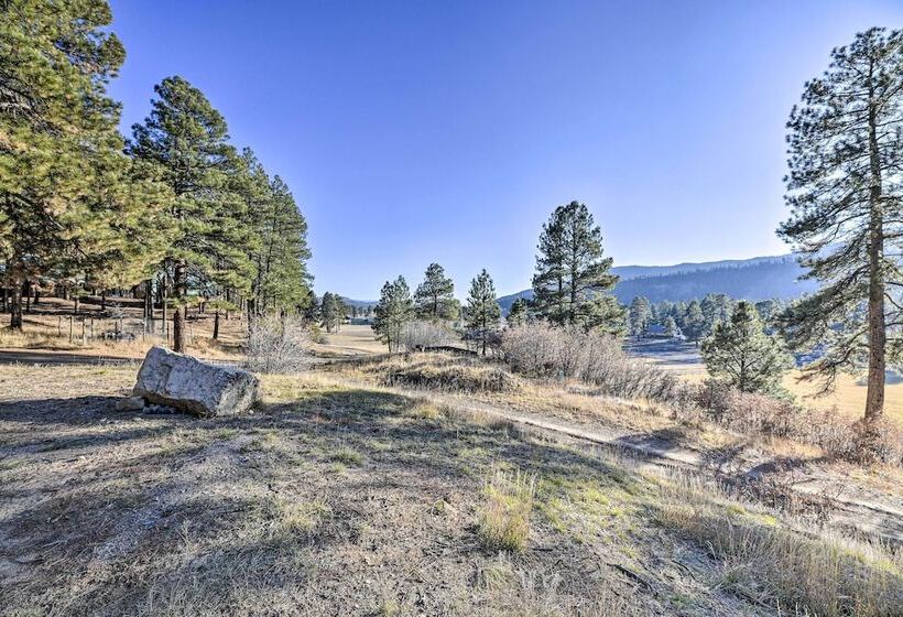 Well Appointed Bayfield Cabin W/ Forest Views!