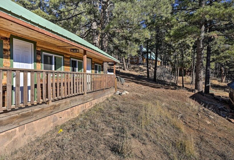 Well Appointed Bayfield Cabin W/ Forest Views!