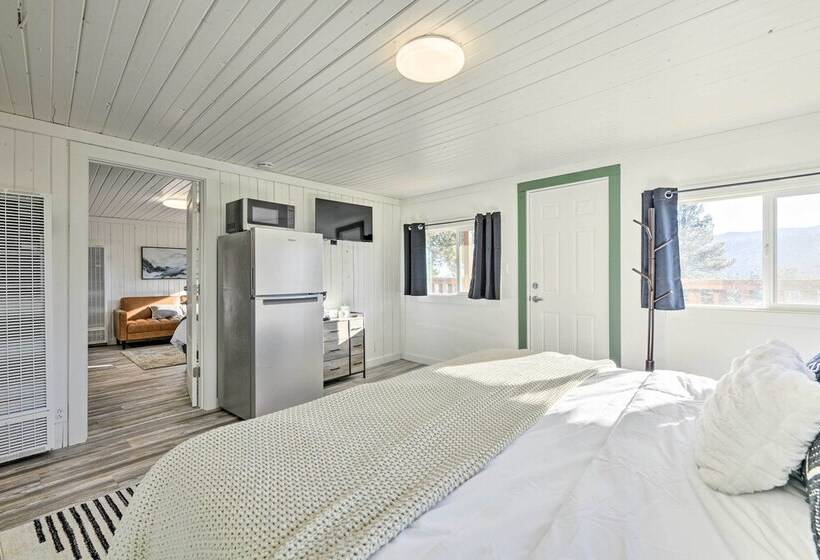 Well Appointed Bayfield Cabin W/ Forest Views!