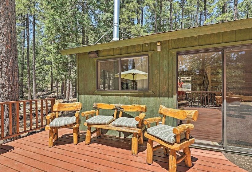 Sunny Prescott Cabin W/ Deck & Grill, 1 Mi To Lake