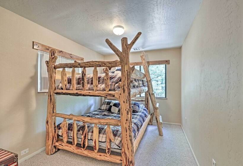 Sunny Prescott Cabin W/ Deck & Grill, 1 Mi To Lake