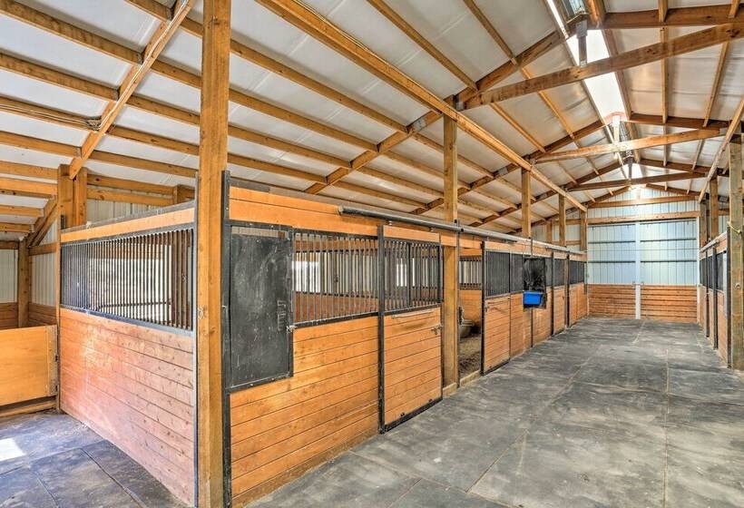 Wyoming Nature Retreat: 19 Mi To Devils Tower