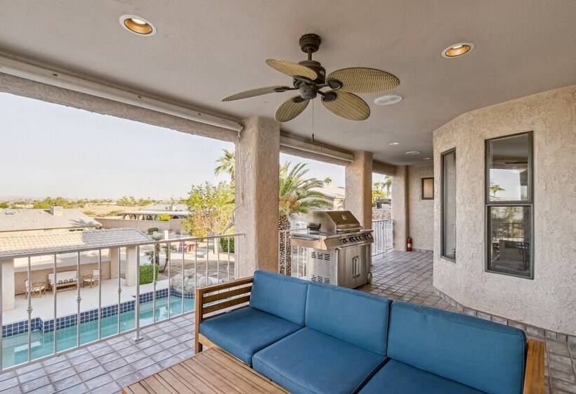 Lake Havasu Oasis W/ Lake View, 1 Mi To Beach!