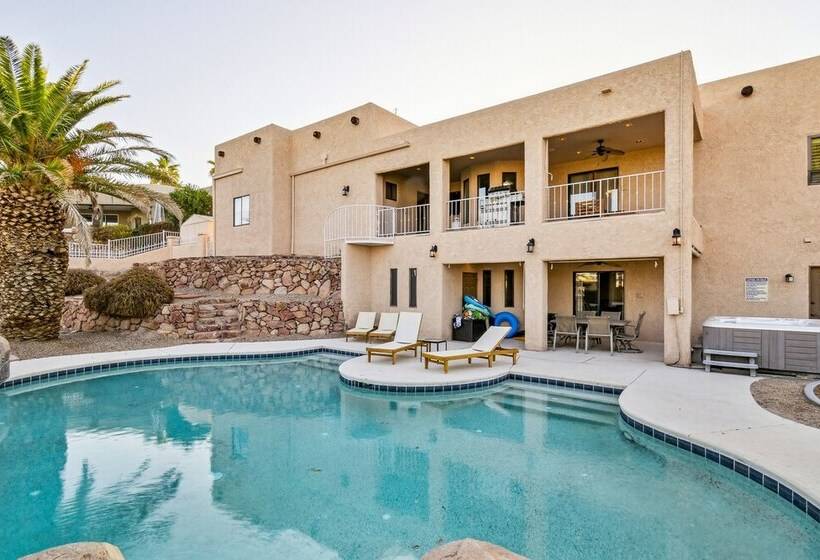 Lake Havasu Oasis W/ Lake View, 1 Mi To Beach!