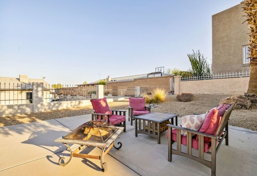 Lake Havasu Oasis W/ Lake View, 1 Mi To Beach!