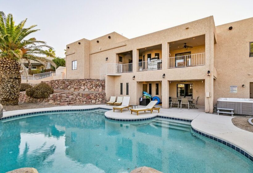 Lake Havasu Oasis W/ Lake View, 1 Mi To Beach!