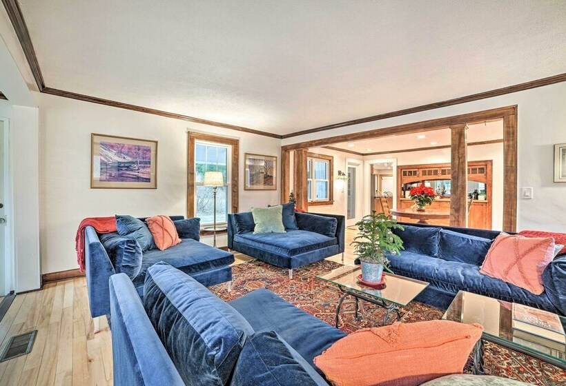 4 Seasons Bellaire Haven For Friends & Family!