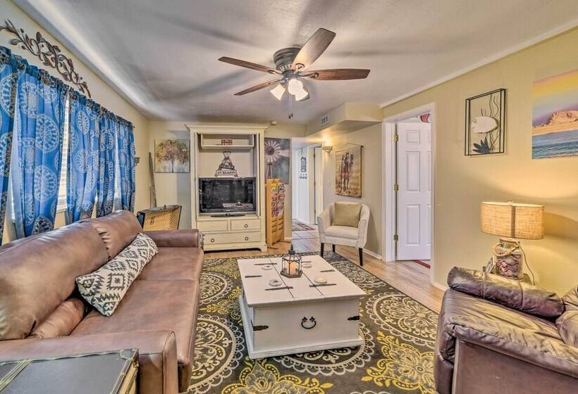 Vibrant Paradise In Page ~ 1 Mi To Canyon Tours!