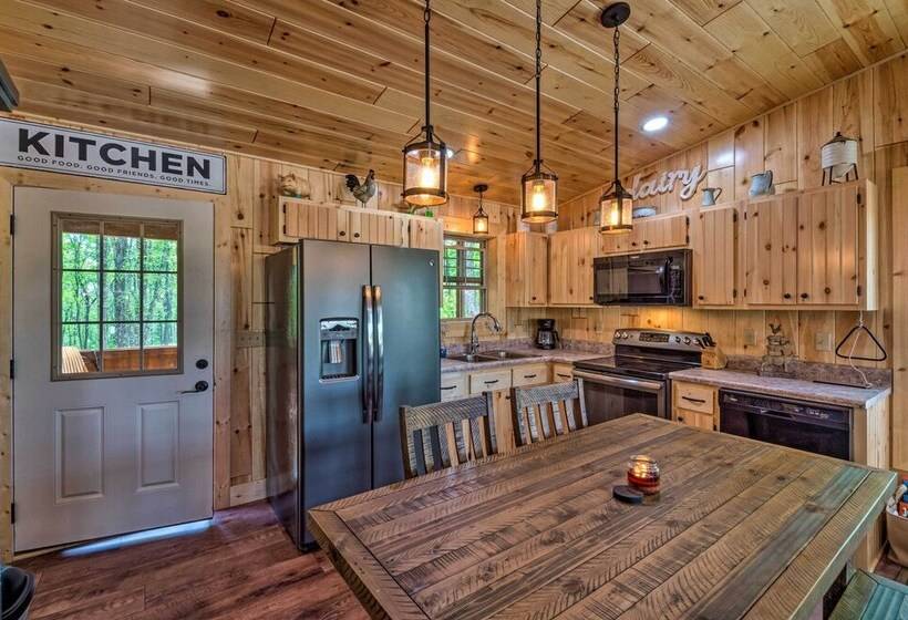 Almost Heaven  Farmers Paradise On 50 Acres!