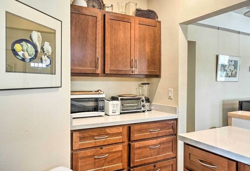 Annies Green Bungalow: 2 Mi To Downtown Phoenix!