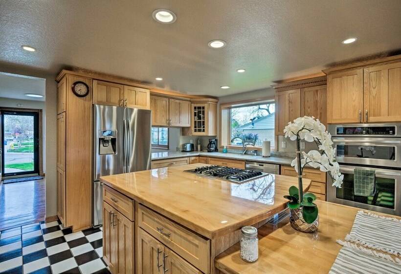 Arvada Home W/ Beautifully Landscaped Yard!
