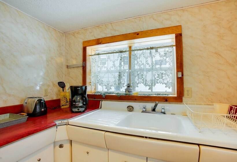 Pine Ridge Resort Cabin On Bass Lake W/ Dock!