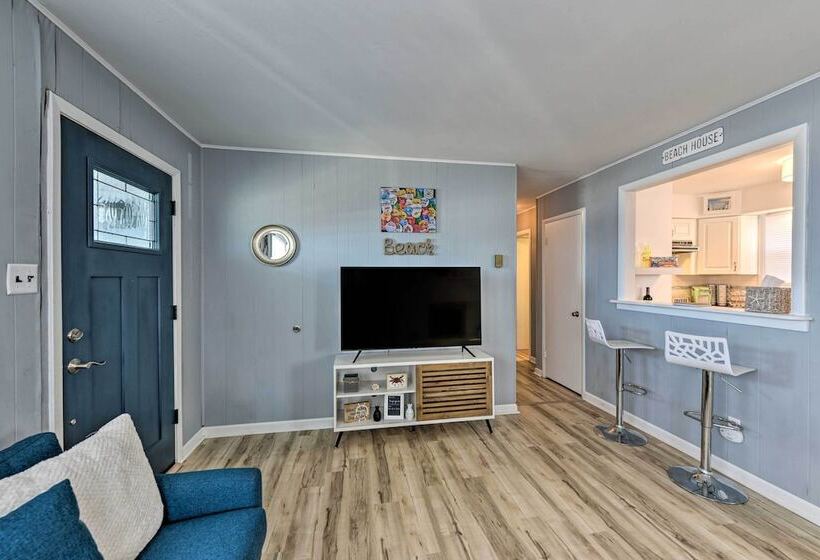 Bayfront Brigantine Escape W/ Porch & Bay Views!