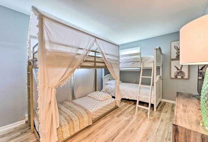 Bayfront Brigantine Escape W/ Porch & Bay Views!