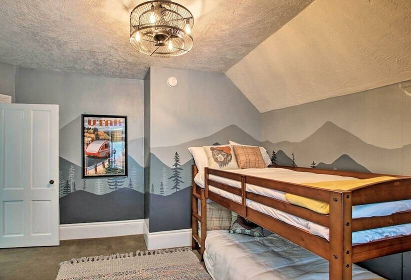 Beautiful Downtown House < 3 Miles To Hiking & Usu