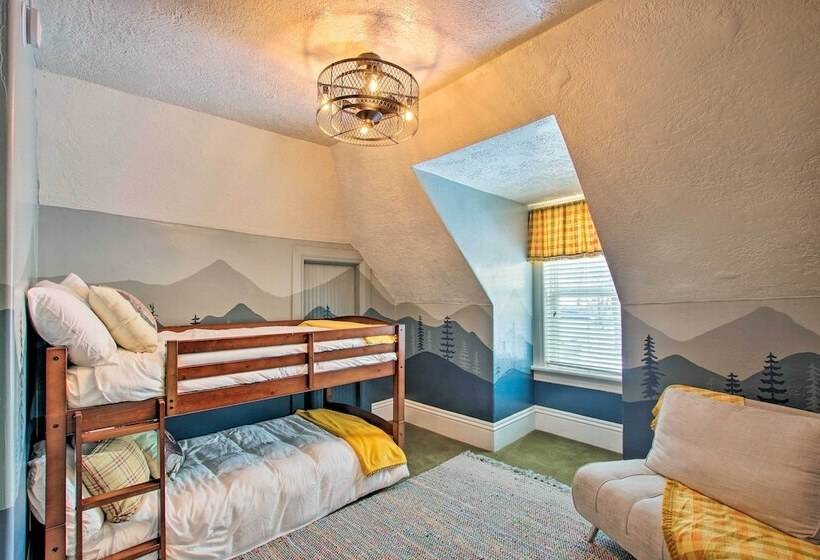 Beautiful Downtown House < 3 Miles To Hiking & Usu