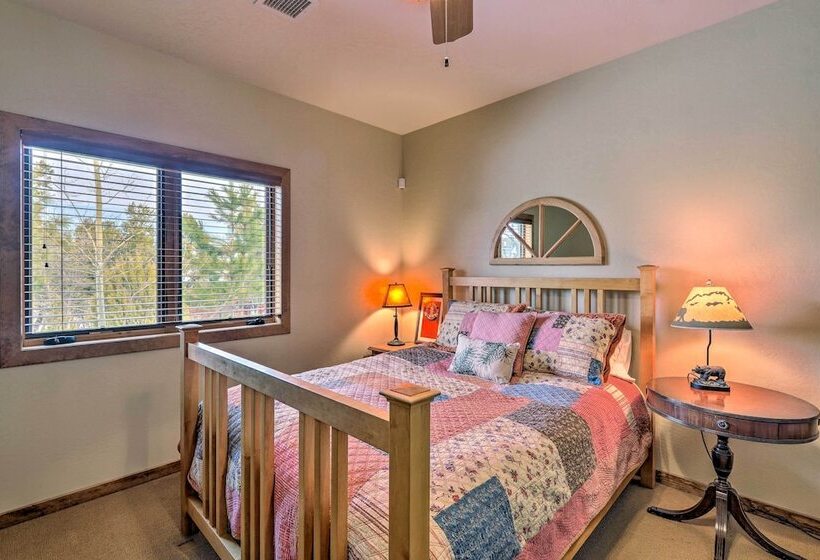 Furnished Deck + Fire Pit: Show Low Hideaway!