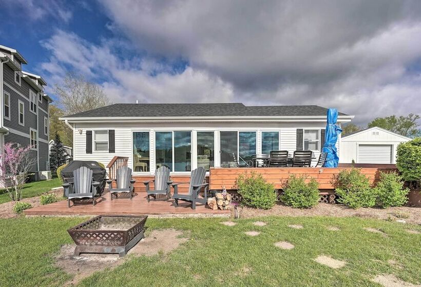 Benton Harbor Lake Home W/ Dock: Newly Remodeled!