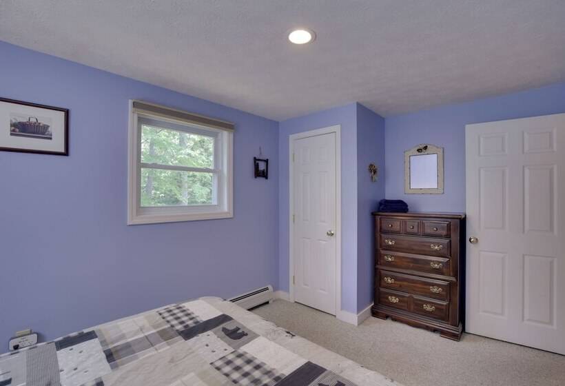 Bethel Chalet W/ Hot Tub: 3 Miles To Sunday River!