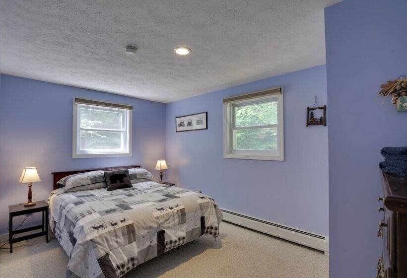 Bethel Chalet W/ Hot Tub: 3 Miles To Sunday River!