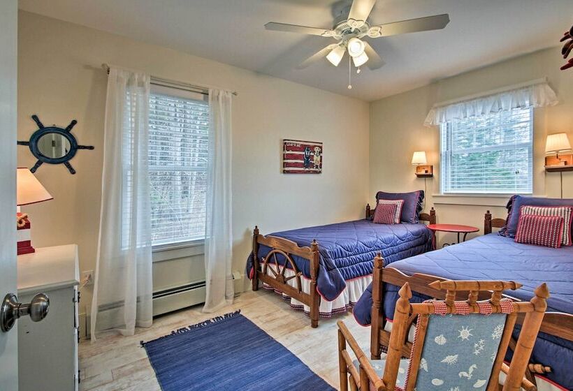 Boothbay Harbor Beach House By Park & Restaurants!