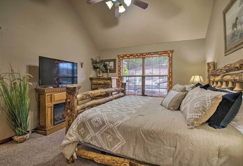 Branson West Family Cabin Near Pga Golf Course!